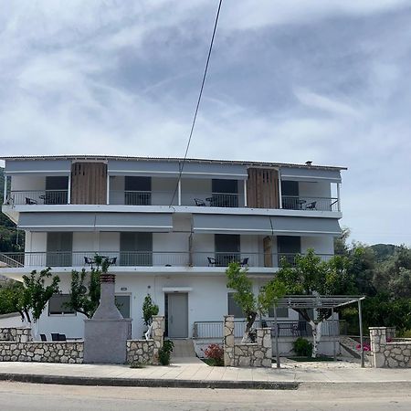 Sunshine Apartments And Rooms Nikiana Exterior foto